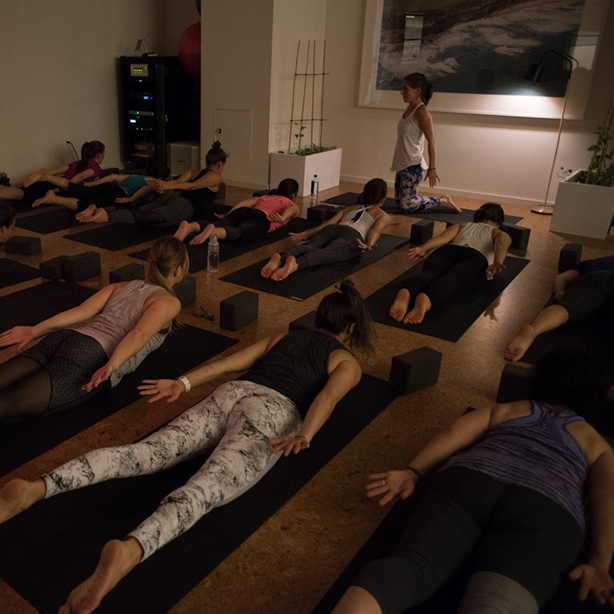 holistic-happening-kayla-yoga